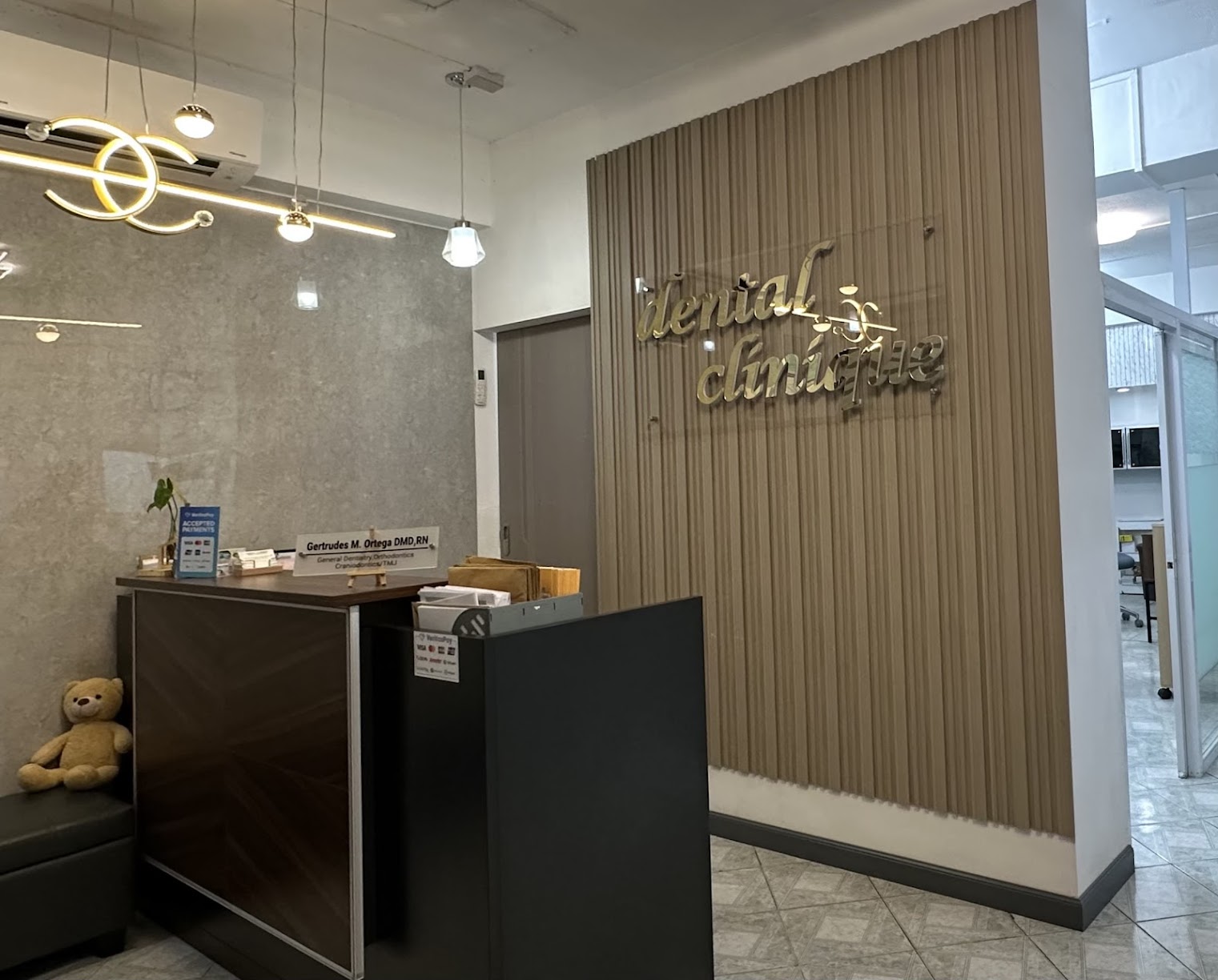 Front Desk / Receptionist area