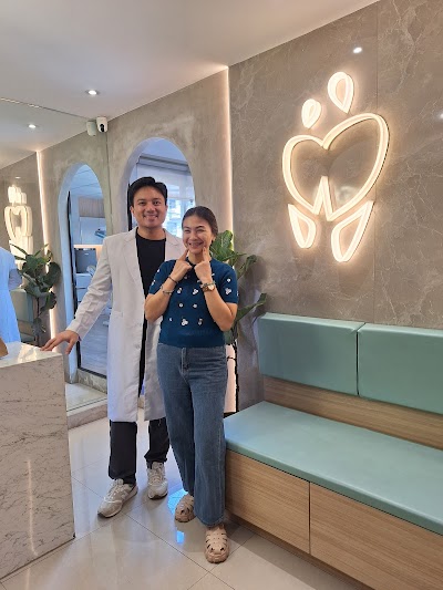 Smile & Style Dental Clinic