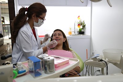 Sts. Michael & Gabriel Dental Clinic (Dra. Edwindina Cacho)
