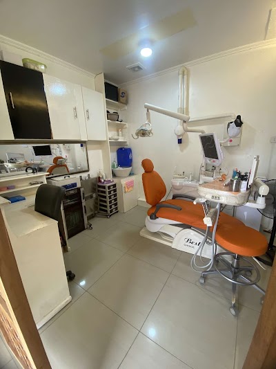 CONFI-DENT DENTAL CLINIC
