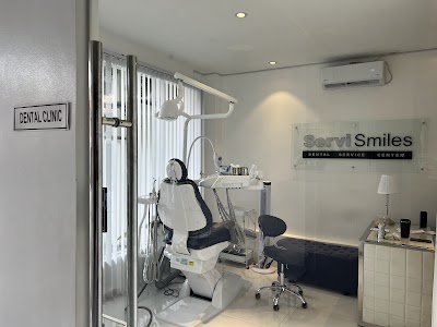 ServiSmiles Dental Service Center